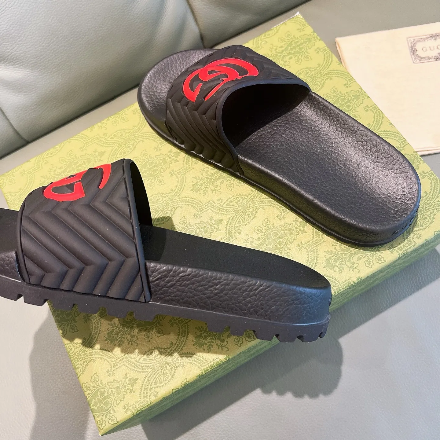 Men's Men's Shoes 130🐮🐮Gucci Gucci Slippers Gucci 2024 latest beach sandals slippers Original molding double G LOGO Original molding consistent Outsole: Men's Men's Shoes u double-layer outsole Size: 35-46
